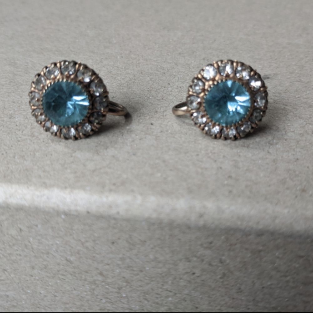 Light blue crystal vintage screw on earrings